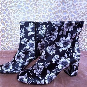 Cato Ankle Boots